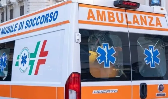 Auto travolta da un tir. A Naro perdono la vita quattro braccianti agricoli diretti nelle campagne
